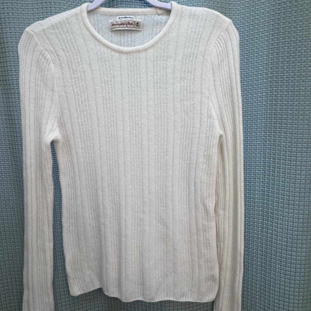 Abercrombie & Fitch Merino wool top